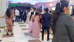 Reproduzir Orgia da noite do baile: a dançarina mais sensual