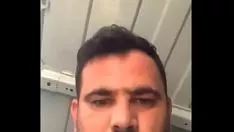 Jouer Un tipo romano fronte laba la munca