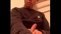 Redare Băiat fierbinte în camera lui de cămin3