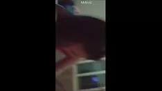 Jouer 骚货酒店里勾引水电工，性感的身材太骚了！
